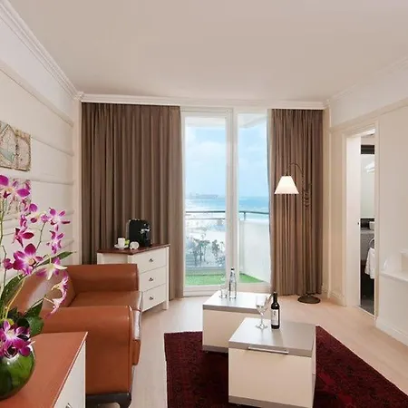 Herods Tel Aviv By The Beach Exterior photo