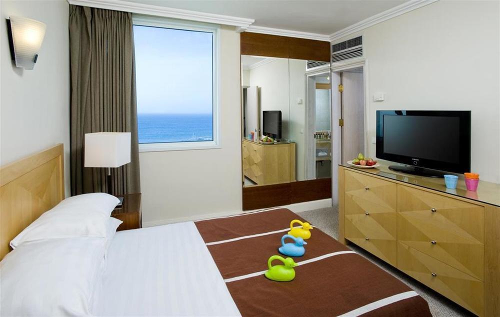 Hotel Herods By The 5*