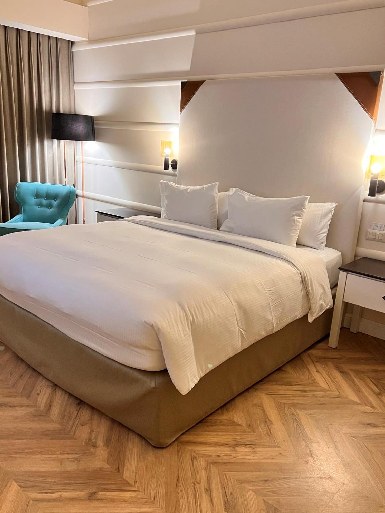 Hotel Herods By The 5*