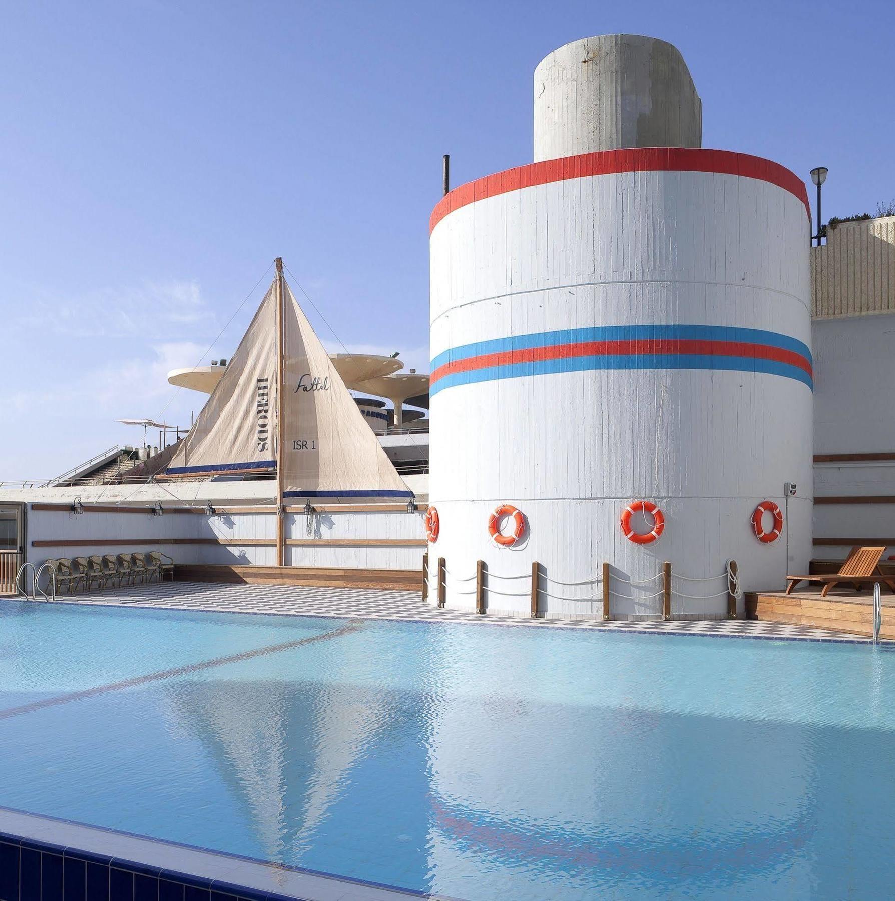 Hotel Herods By The Tel Aviv